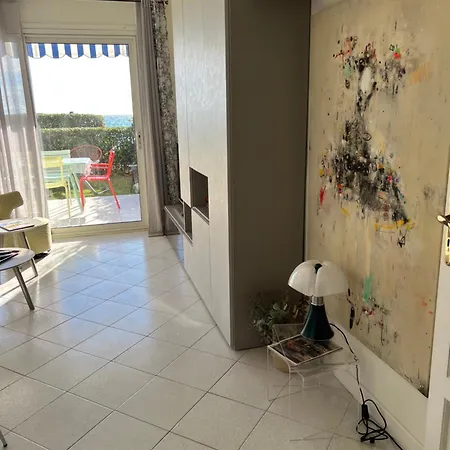 Le Pamela Face A La Appartement