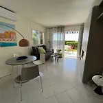Apartment Le Pamela Face A La