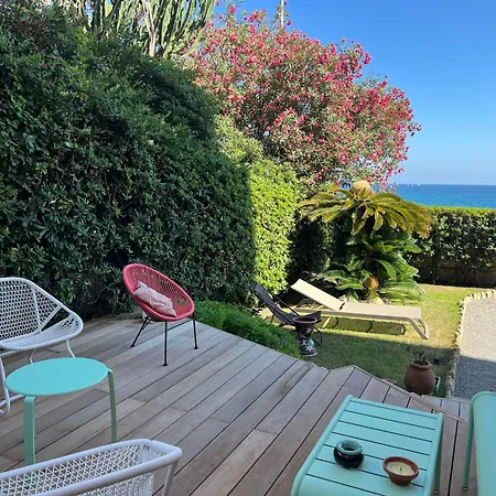 Le Pamela Face A La * 芒通