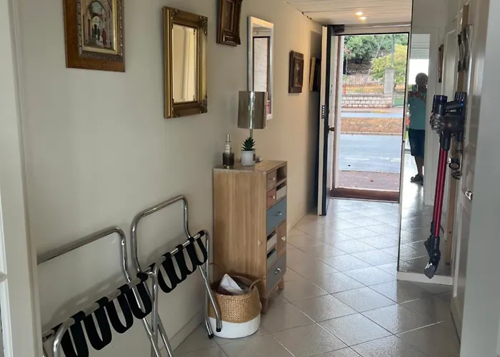 Le Pamela Face A La * Menton